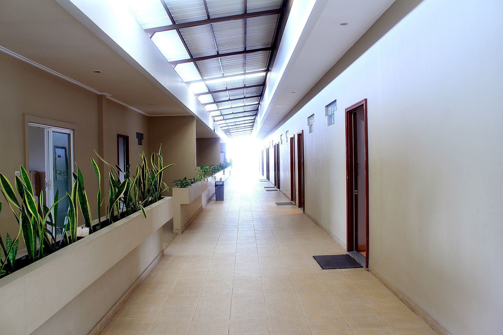 Zen Rooms Bukit Tunggul Бандунг Экстерьер фото
